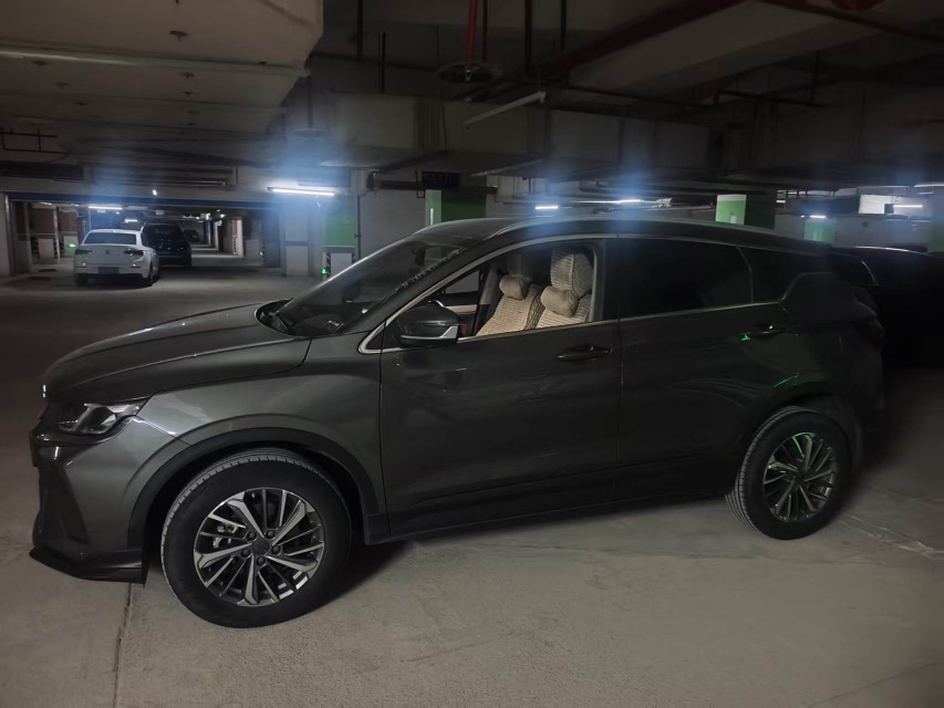 GEELY Coolray 2023 car image #3