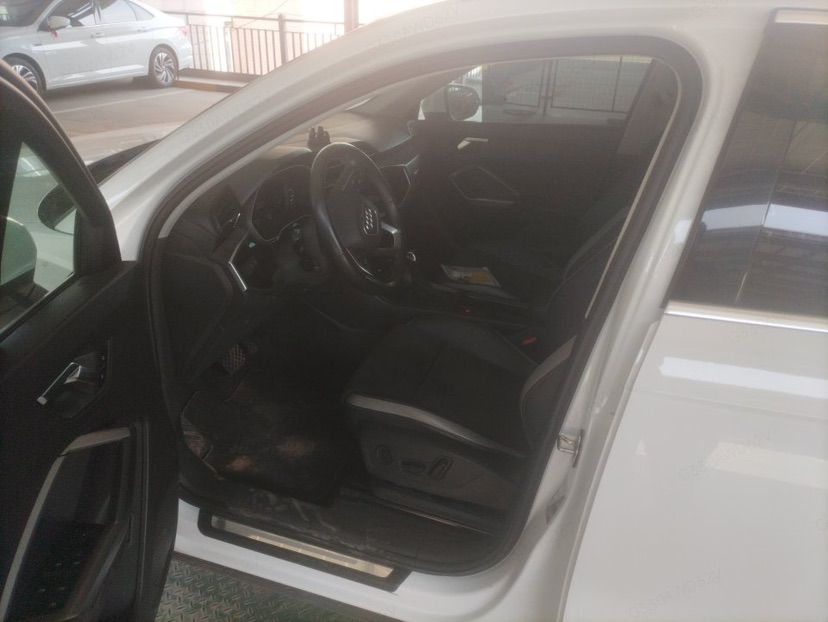 Audi Q3 2022 صورة سيارة #4