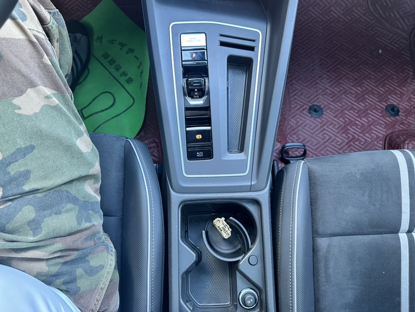 Volkswagen Golf 2022 car image #16