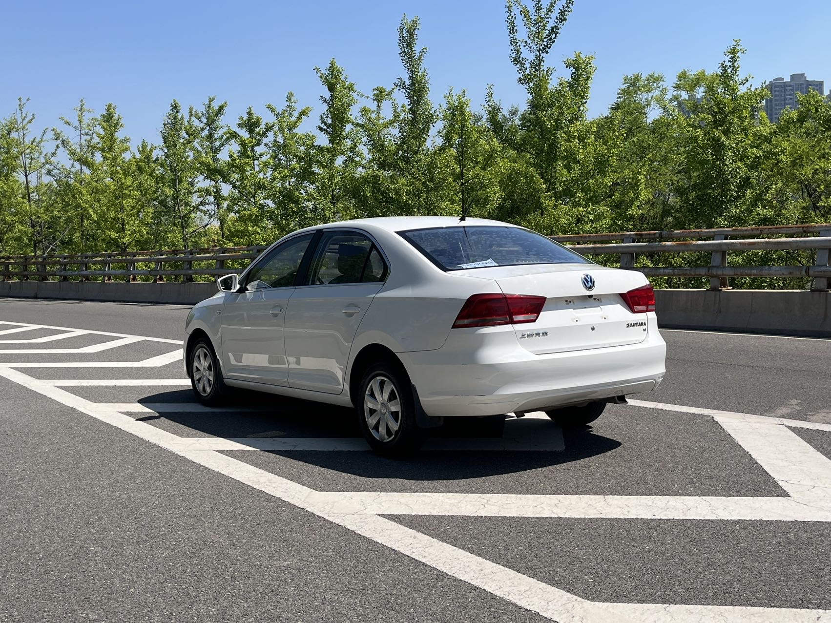 Volkswagen Santana 2014 car image #4