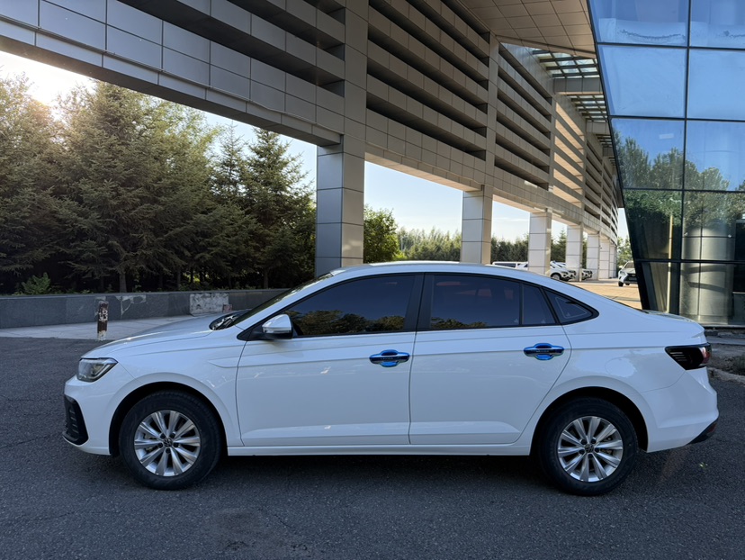 Volkswagen Lavida 2025 car image #5