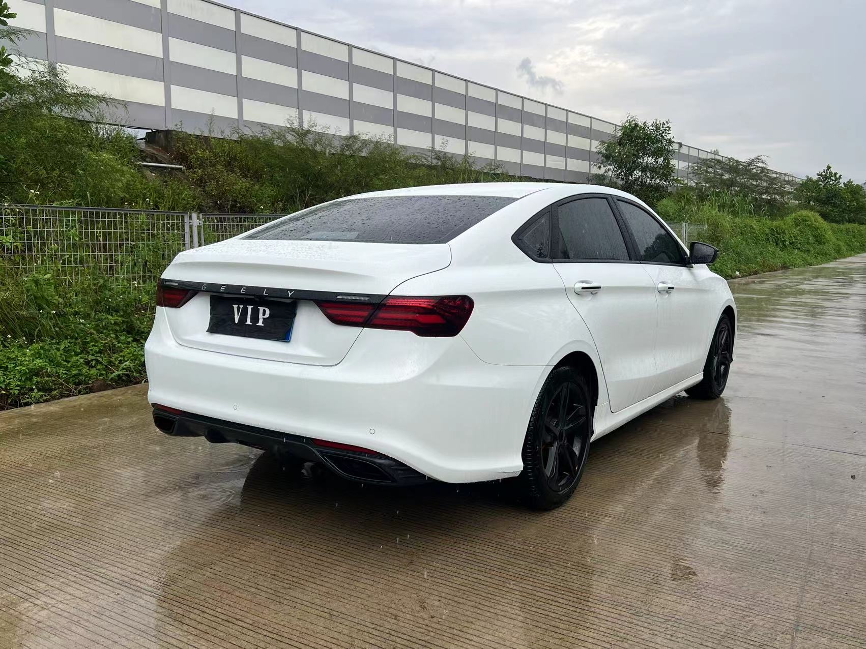 GEELY Binray 2021 car image #9