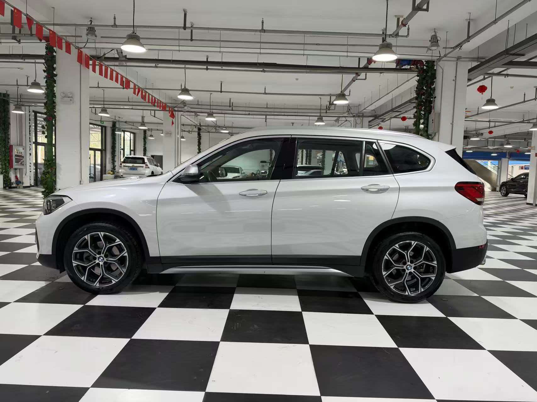 BMW X1 2022 car image #15
