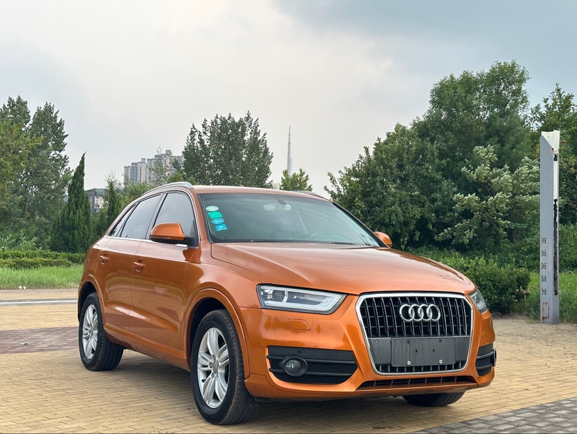 Audi Q3 2014 car image #3