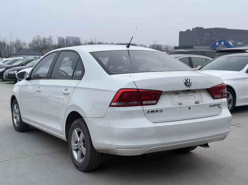 Volkswagen Santana 2017 car image #7