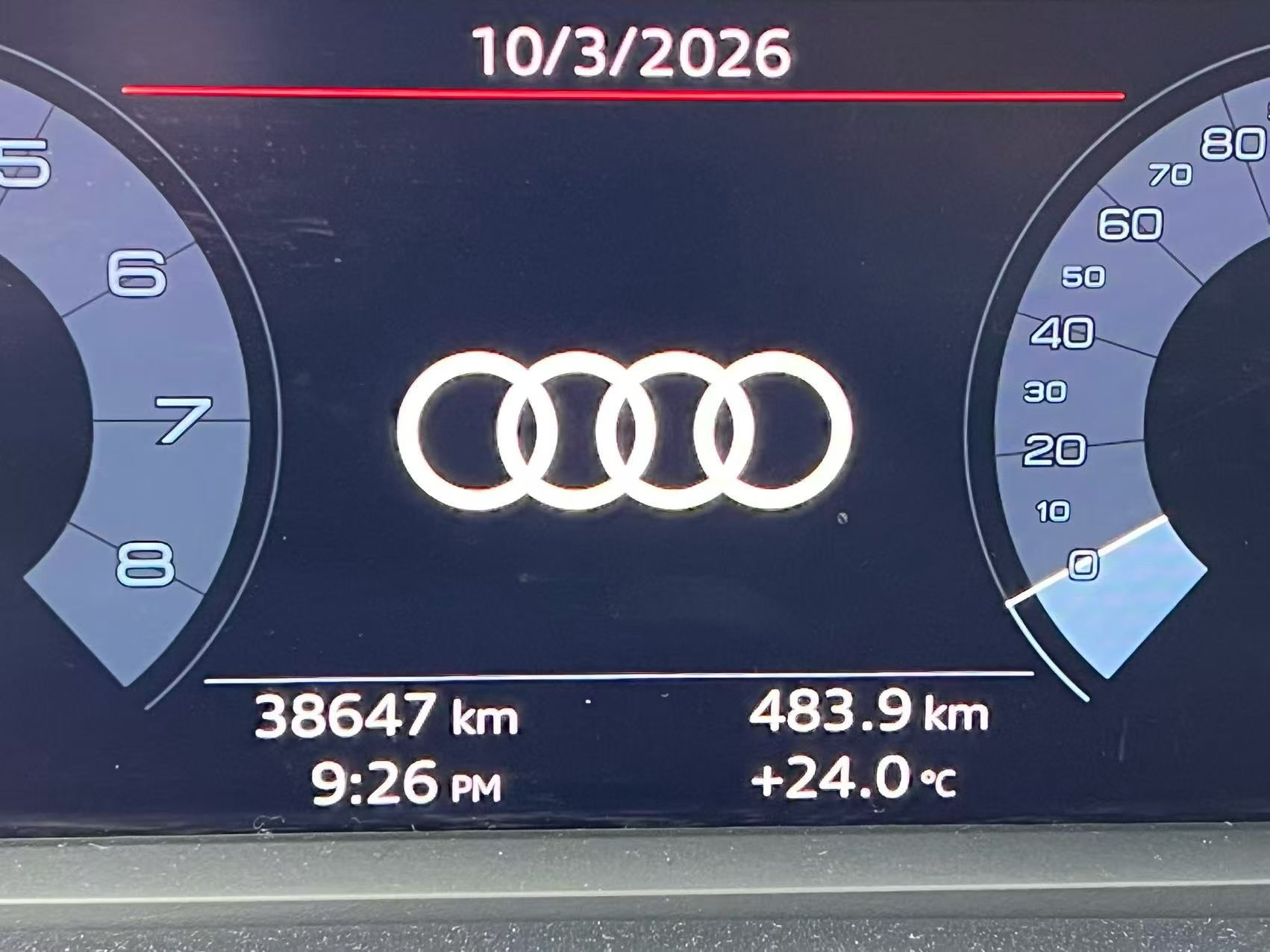 Audi Q3 2021 car image #3
