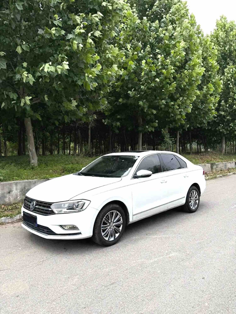 Volkswagen Bora 2018 car image 