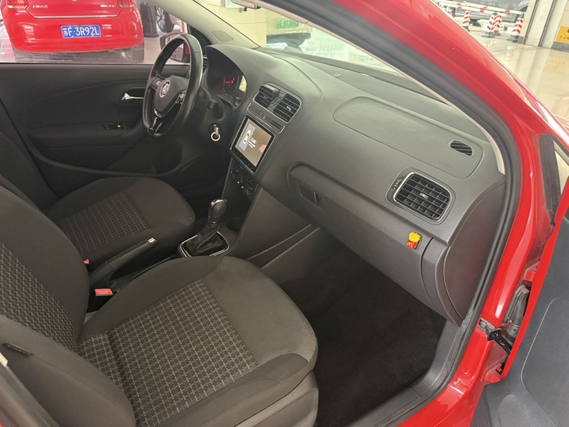 Volkswagen Polo 2017 #17 Volkswagen Polo 2017 car image #17