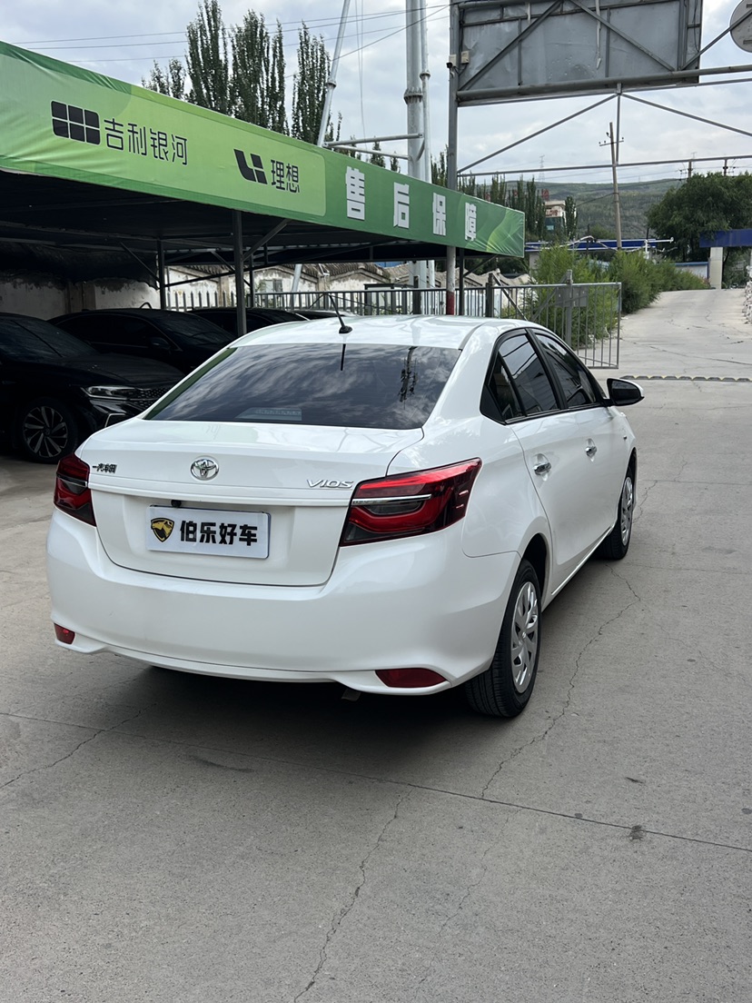 Toyota Vios 2023 car image #9