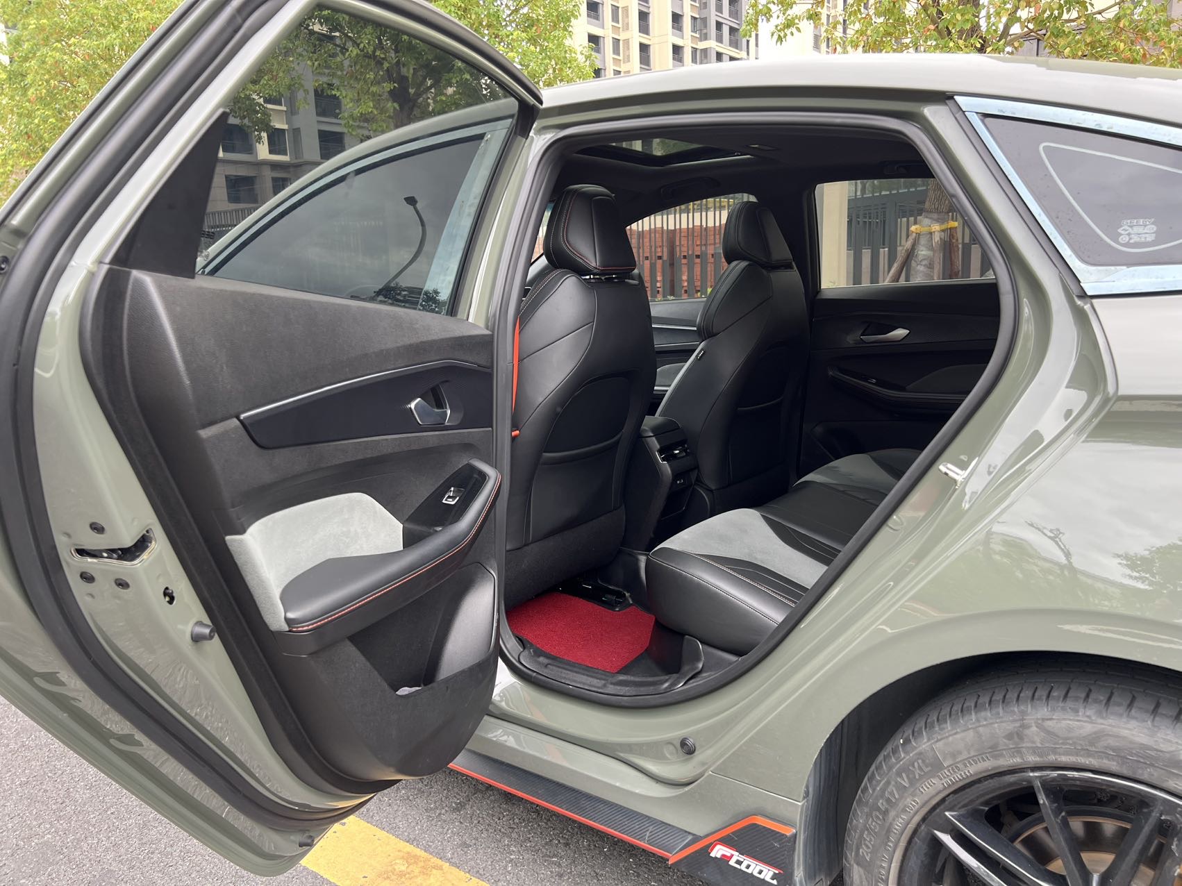 GEELY Binray 2022 car image #5