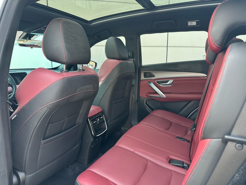 Jetour X70 PLUS 2023 #8 Jetour X70 PLUS 2023 car image #8