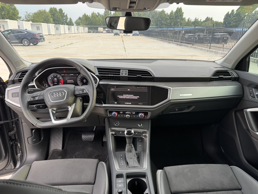 Audi Q3 2022 #6 Audi Q3 2022 car image #6