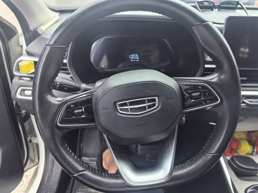 GEELY Emgrand 2022 car image #3