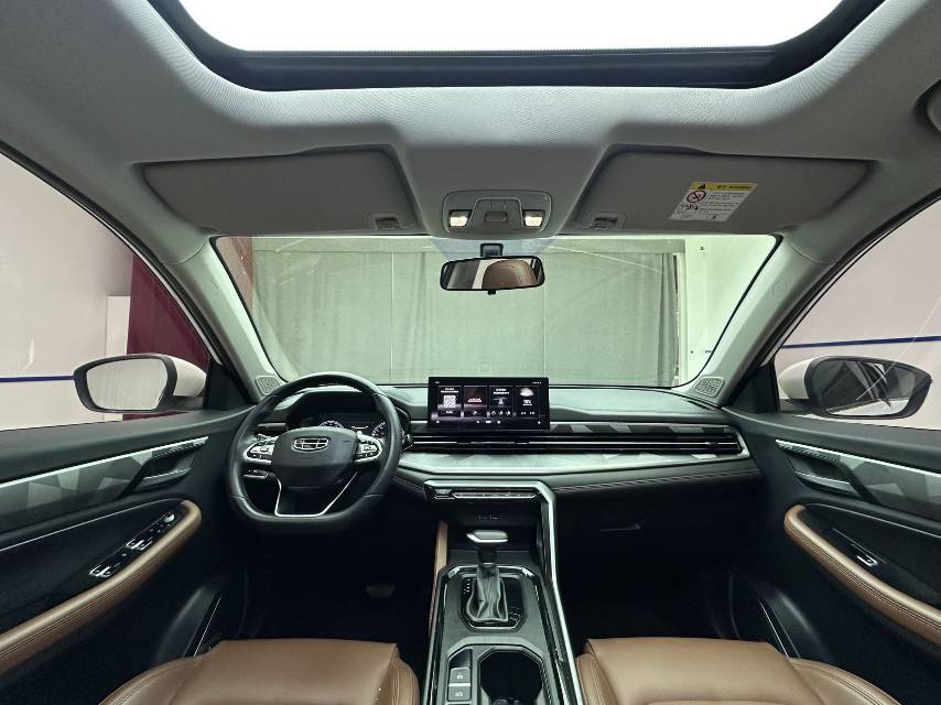 GEELY Vision X6 2023 car image #9
