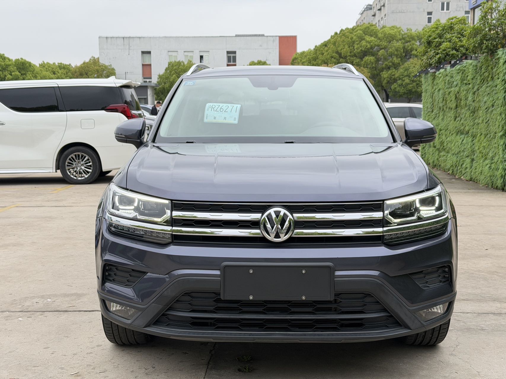 Volkswagen Tharu 2020 car image #2