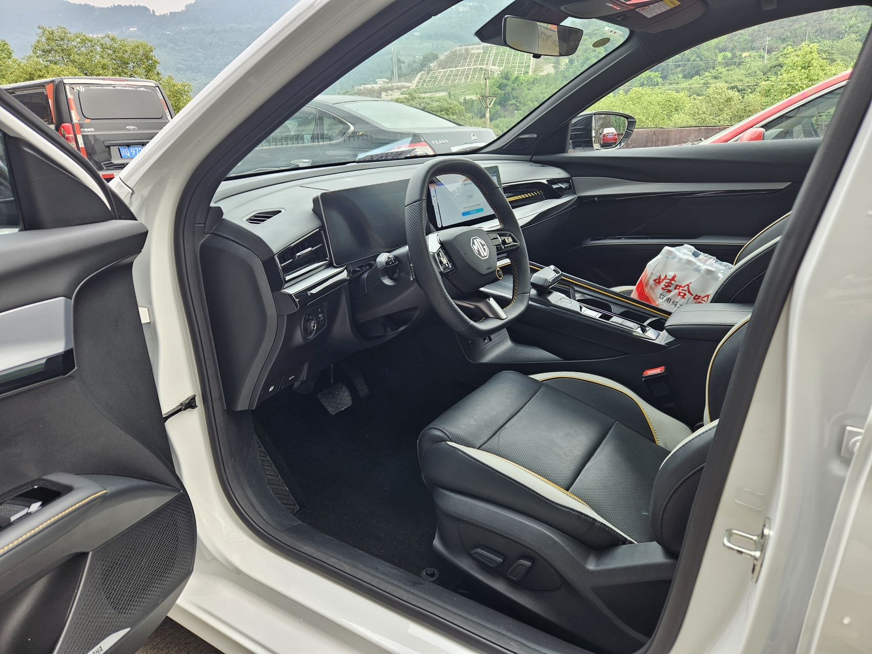 MG 5 Scorpio 2022 car image #3