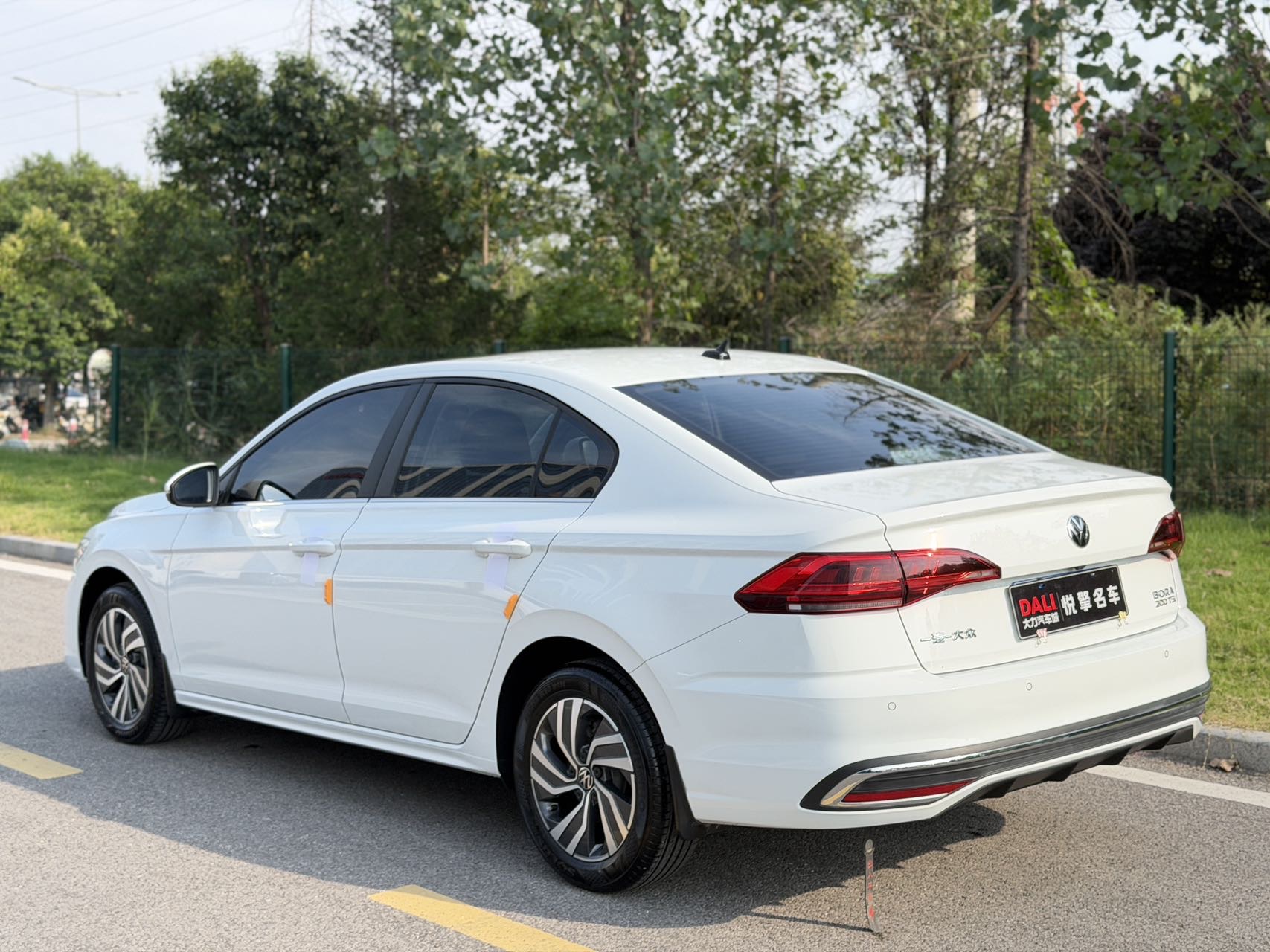 Volkswagen Bora 2025 car image #7