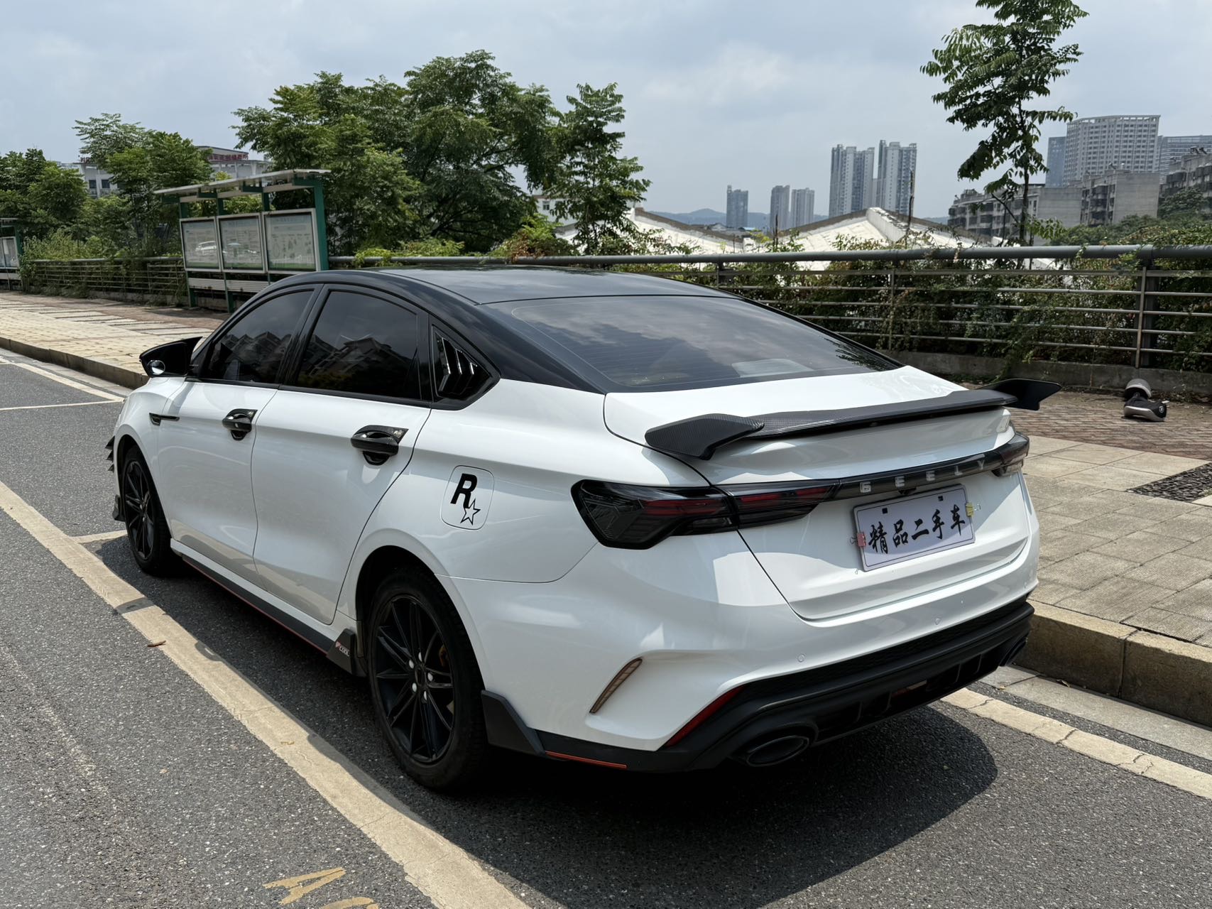GEELY Binray 2023 car image #5