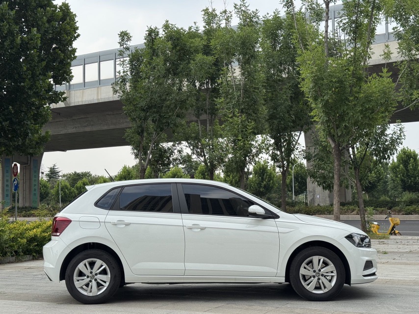Volkswagen Polo 2024 car image #4