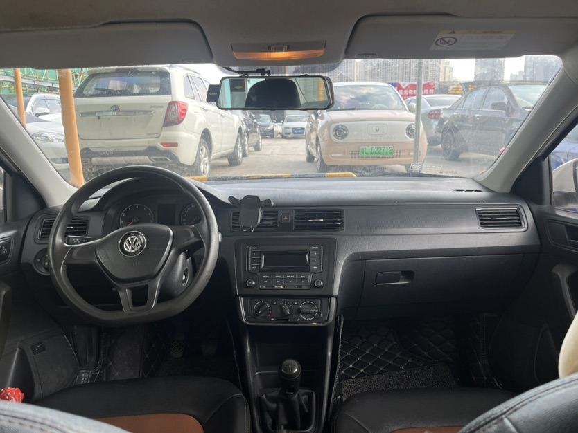 Volkswagen Santana 2017 car image #5