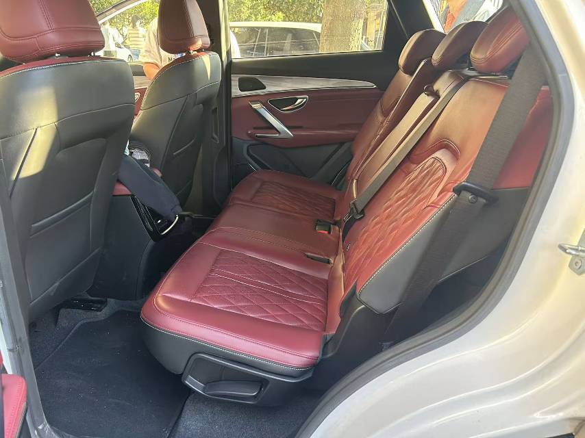 Jetour X70 PLUS 2024 #4 Jetour X70 PLUS 2024 car image #4