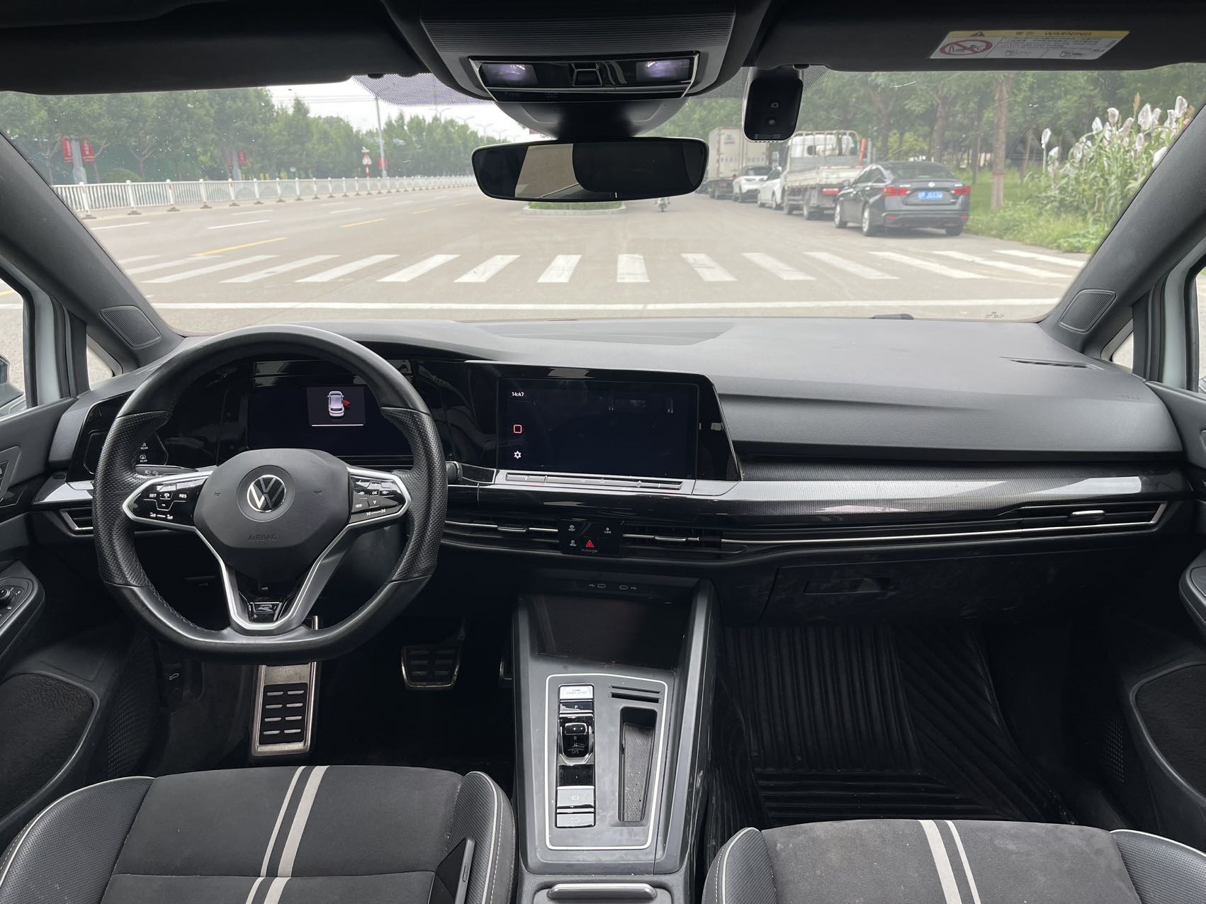 Volkswagen Golf 2021 car image #7