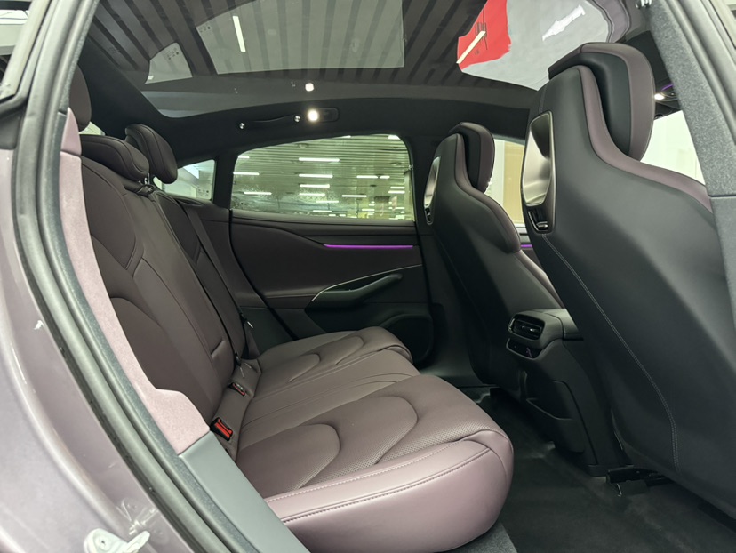 MI SU7 2025 car image #22