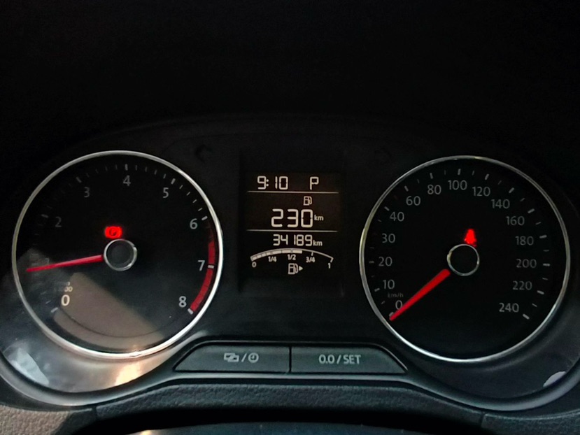 Volkswagen Polo 2019 car image #8