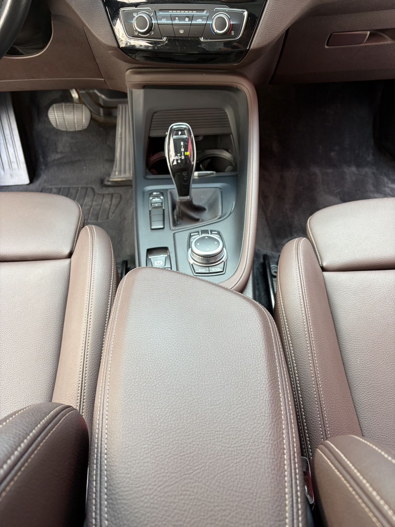 BMW X1 2022 car image #9
