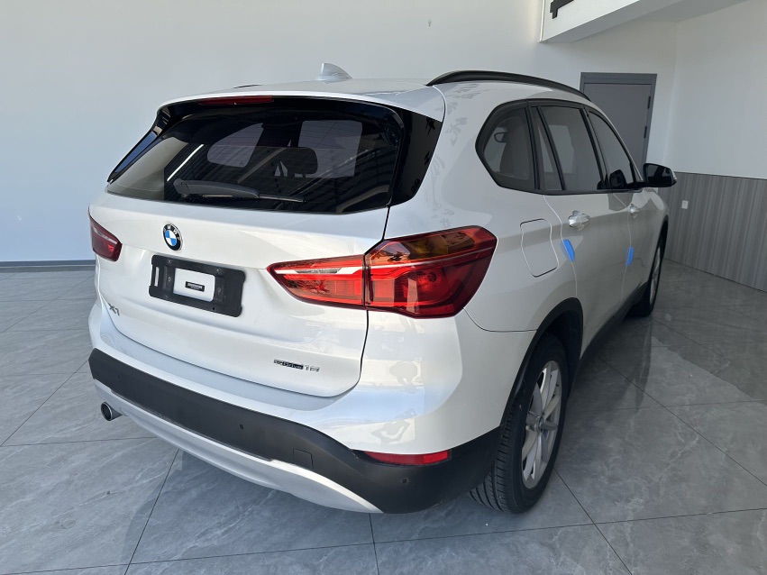 BMW X1 2018 #6 BMW X1 2018 car image #6