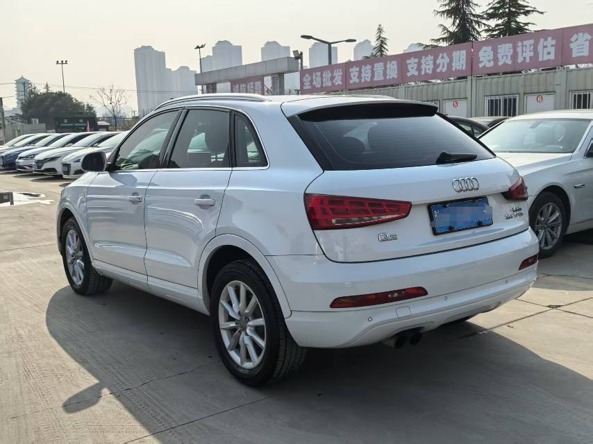 Audi Q3 2014 #9 Audi Q3 2014 car image #9