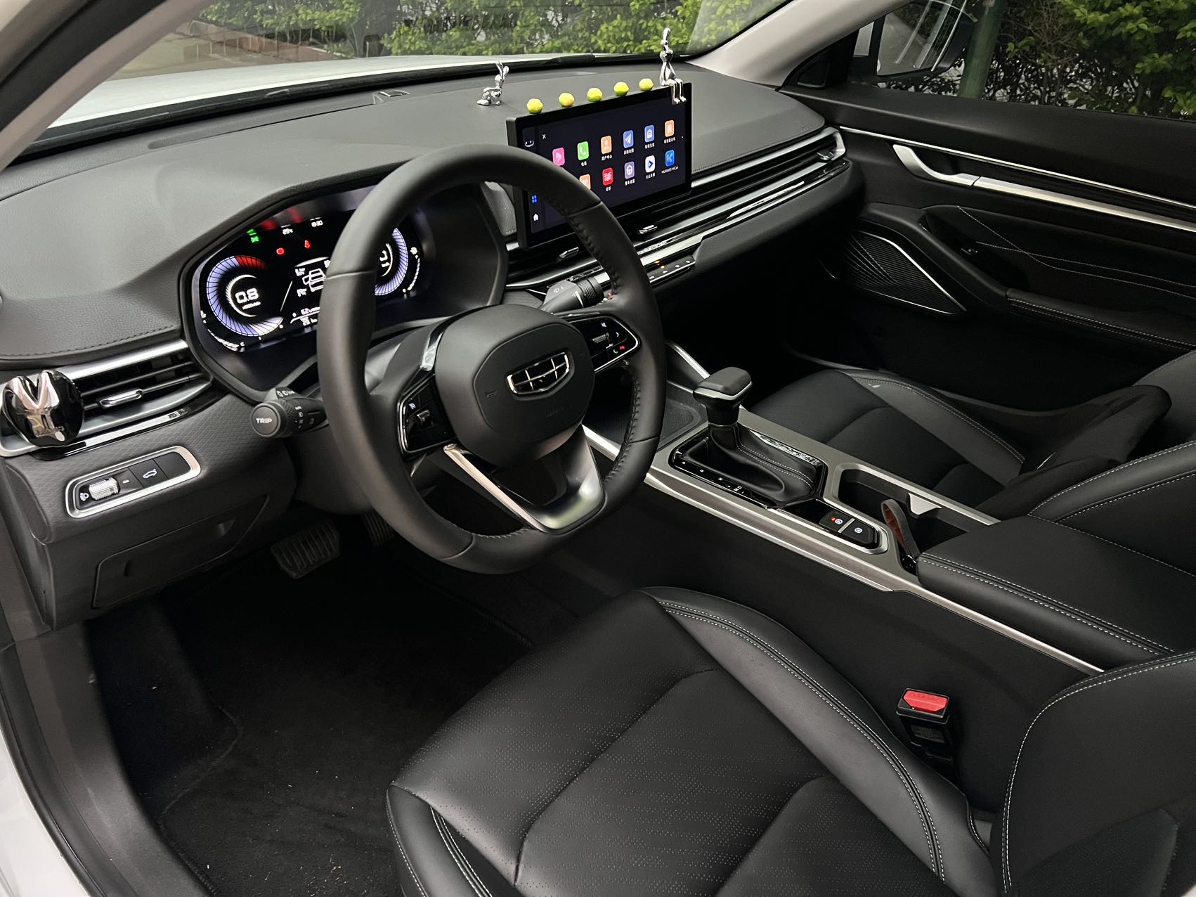 GEELY Emgrand 2024 car image #4