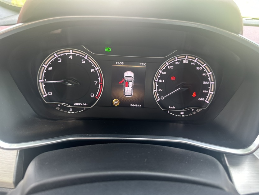 GEELY Coolray 2022 #6 GEELY Coolray 2022 car image #6