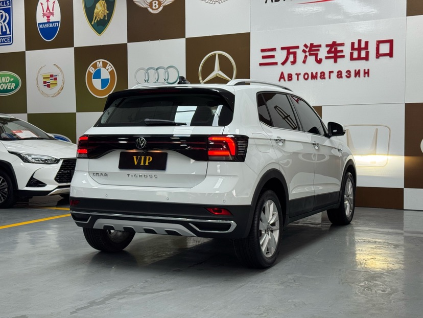 Volkswagen T-Cross 2023 car image #6