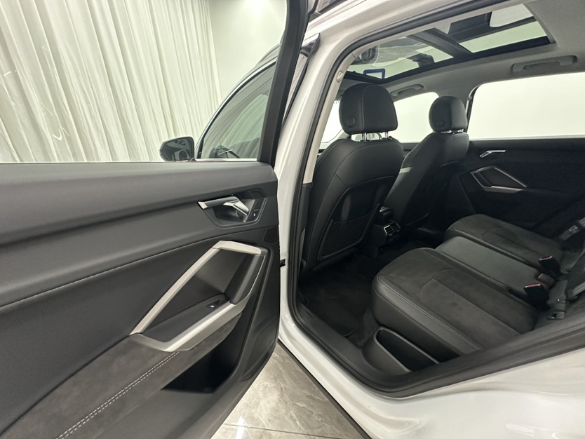 Audi Q3 2022 #8 Audi Q3 2022 car image #8