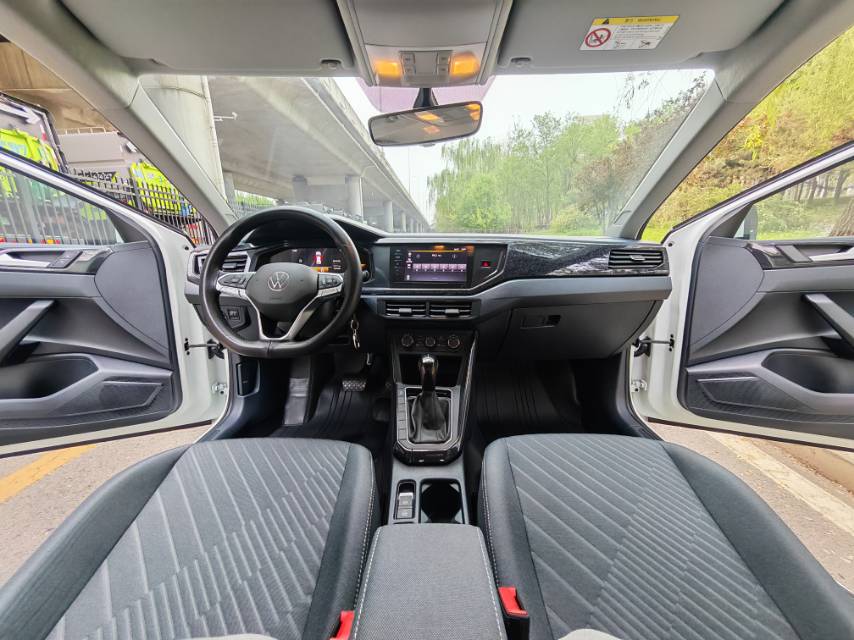 Volkswagen Lavida 2025 car image #6
