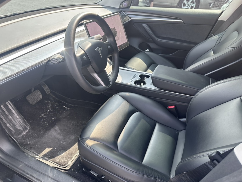 Tesla Model 3 2022 car image #9