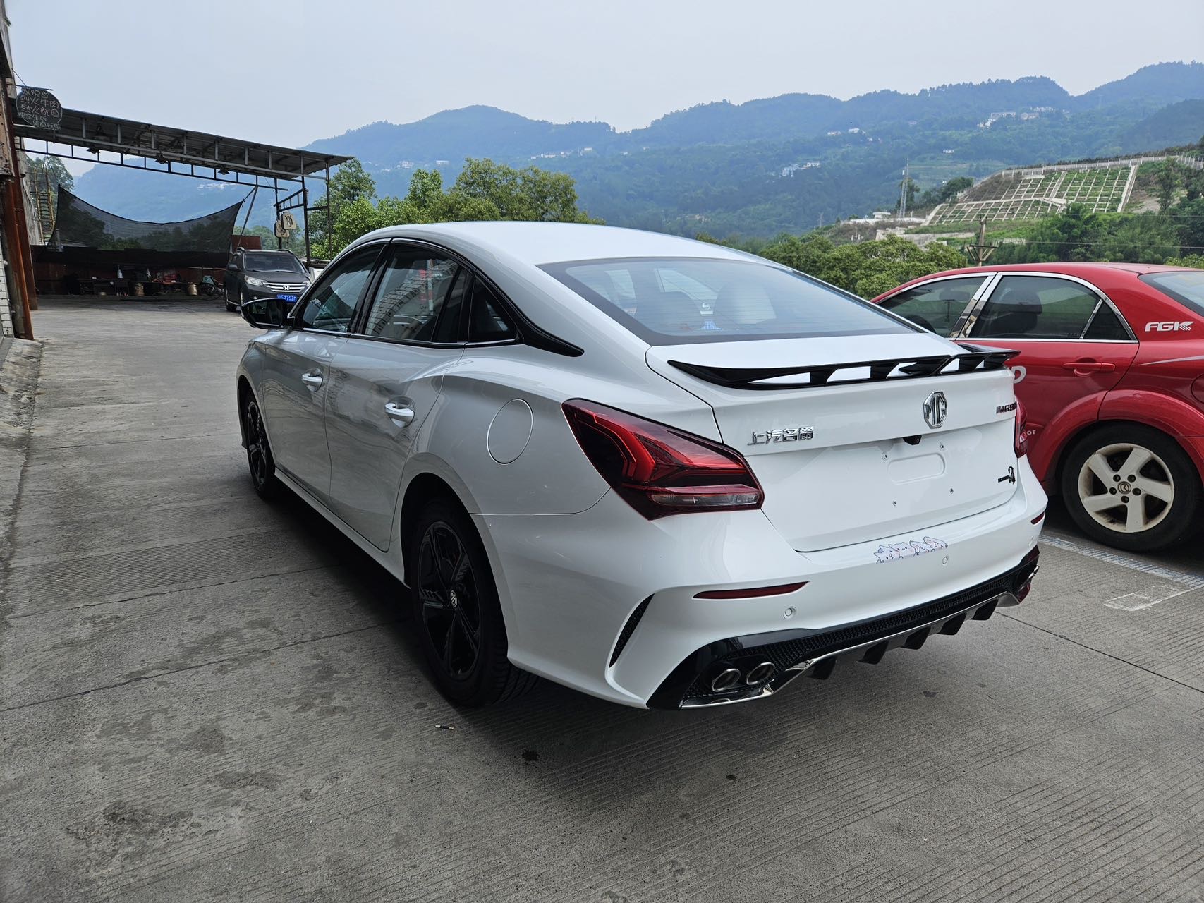 MG 5 Scorpio 2022 car image #2