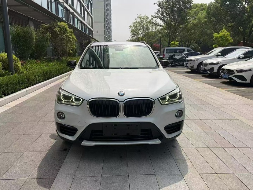 BMW X1 2018 car image #2