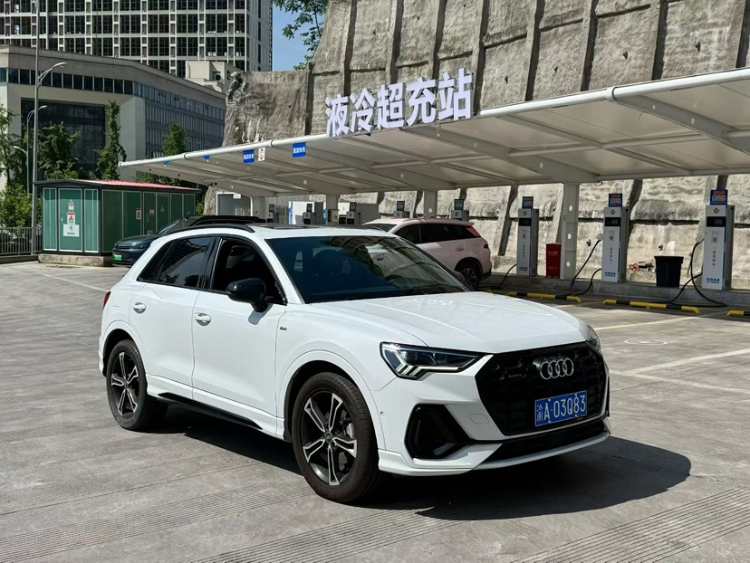 Audi Q3 2022 #3 Audi Q3 2022 car image #3