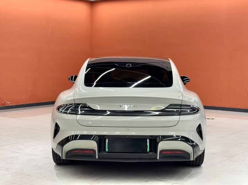 MI SU7 2025 car image #4