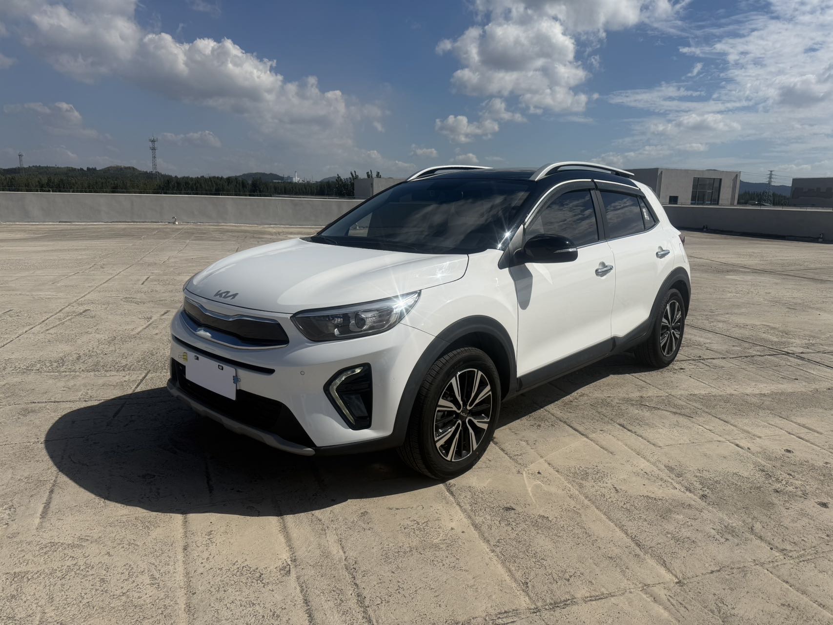 Kia KX1 2024 car image 