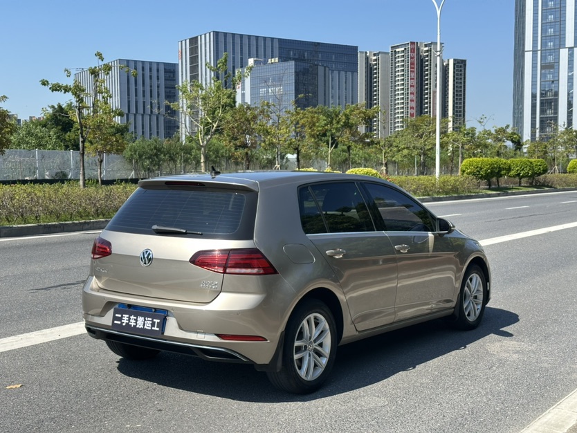 Volkswagen Golf 2019 #4 Volkswagen Golf 2019 car image #4