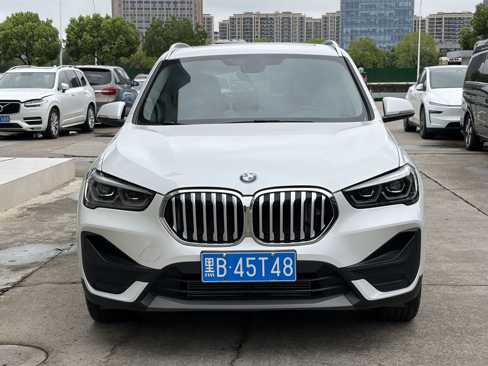 BMW X1 2020 car image #2