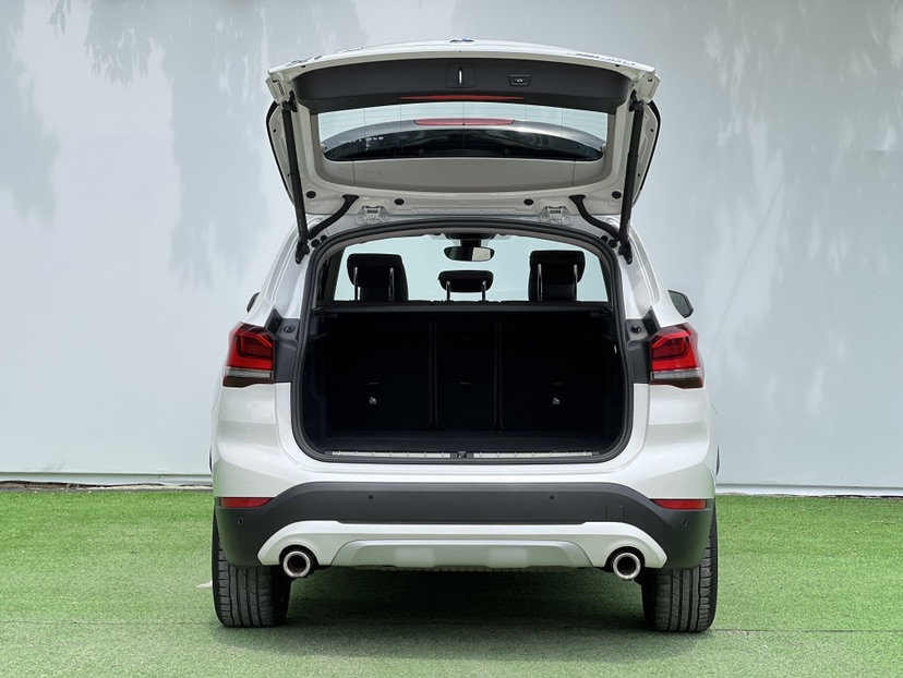 BMW X1 2022 car image #7