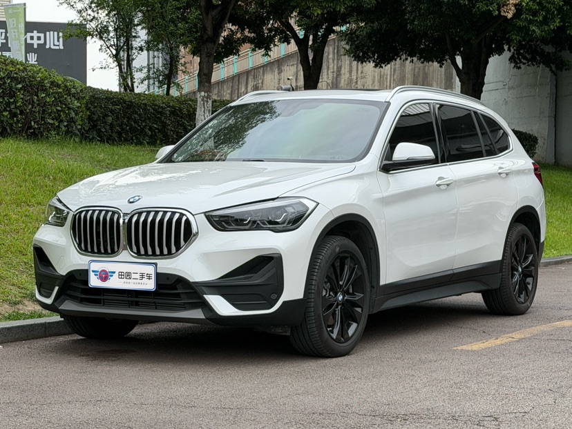 BMW X1 2021 BMW X1 2021 car image