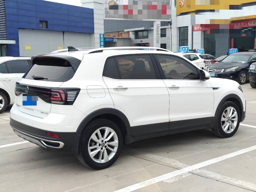 Volkswagen T-Cross 2021 car image #3