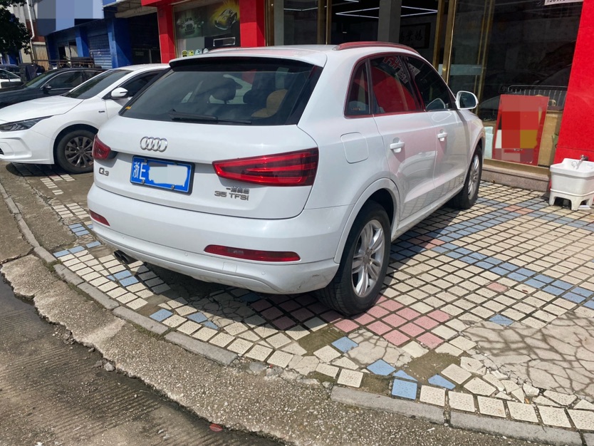 Audi Q3 2014 #2 Audi Q3 2014 car image #2
