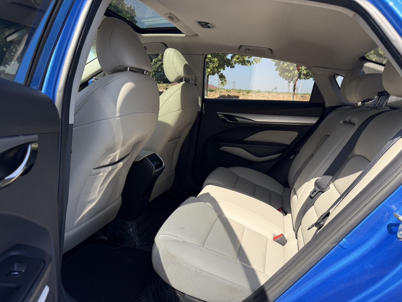 GEELY Binray 2018 car image #6