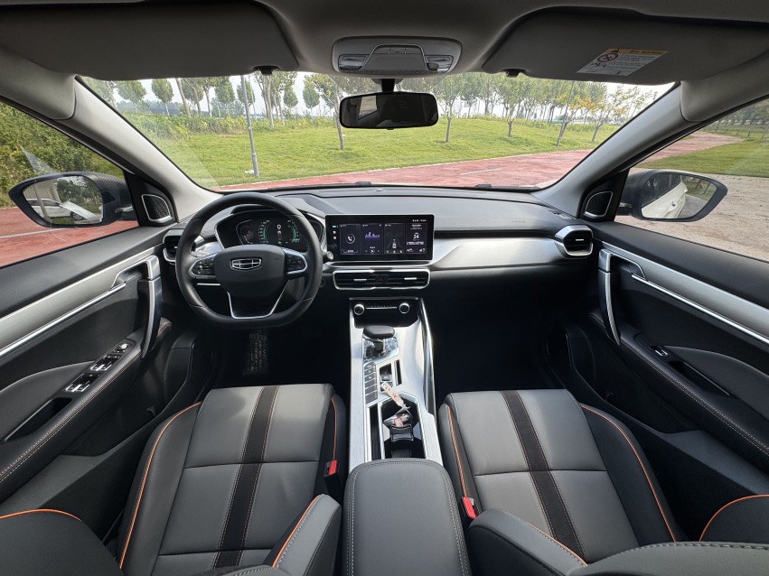 GEELY Coolray 2024 #10 GEELY Coolray 2024 immagine di auto #10